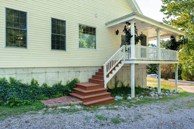 a view of a golf course with green space
