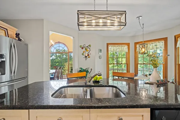 $599,000 | 314 Birdsong Drive, Cadiz, KY 42211