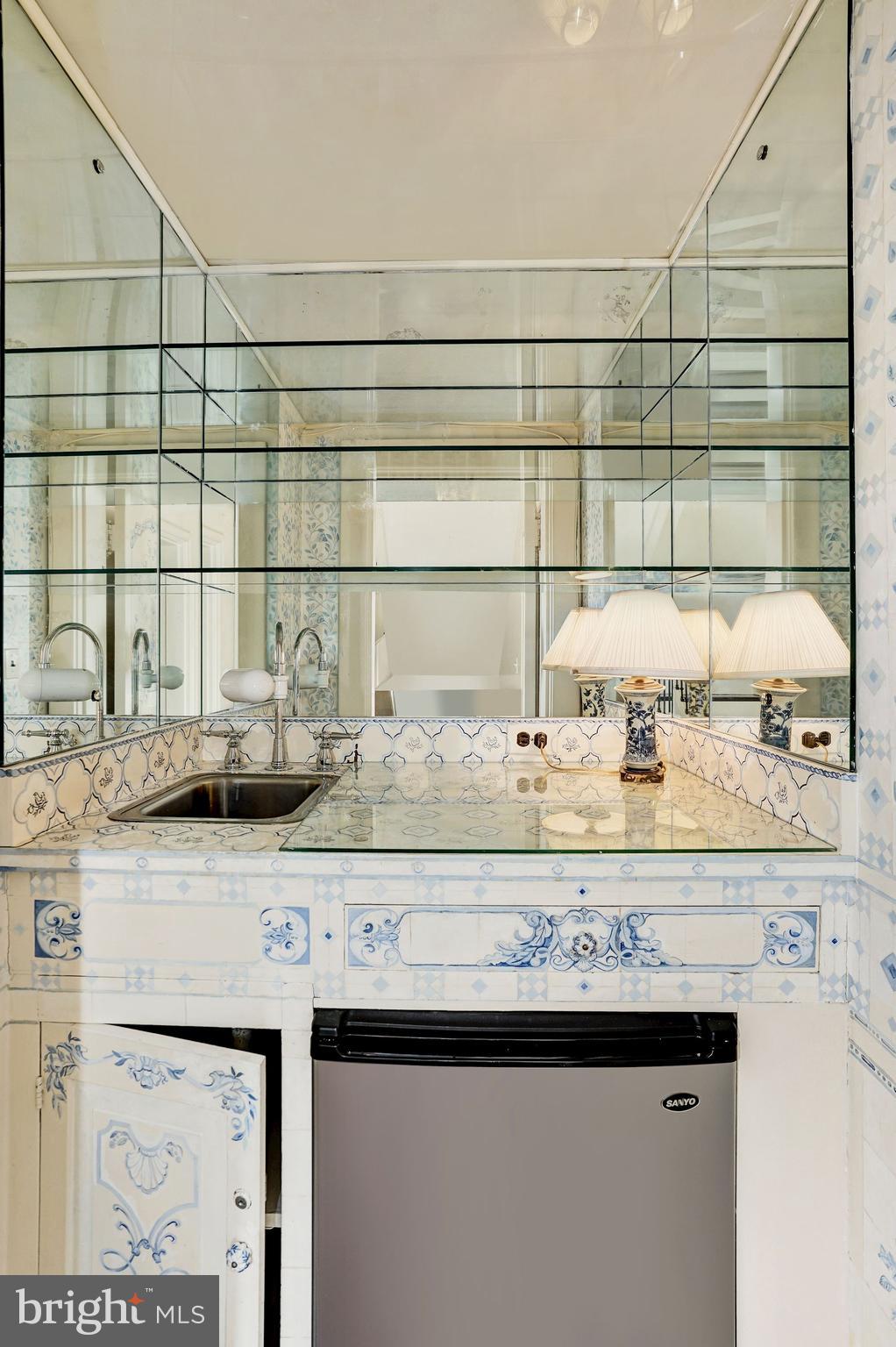 84 Kalorama Circle Northwest Washington, DC 20008 - Photo 24 of 45 a bathroom with a sink and a mirror