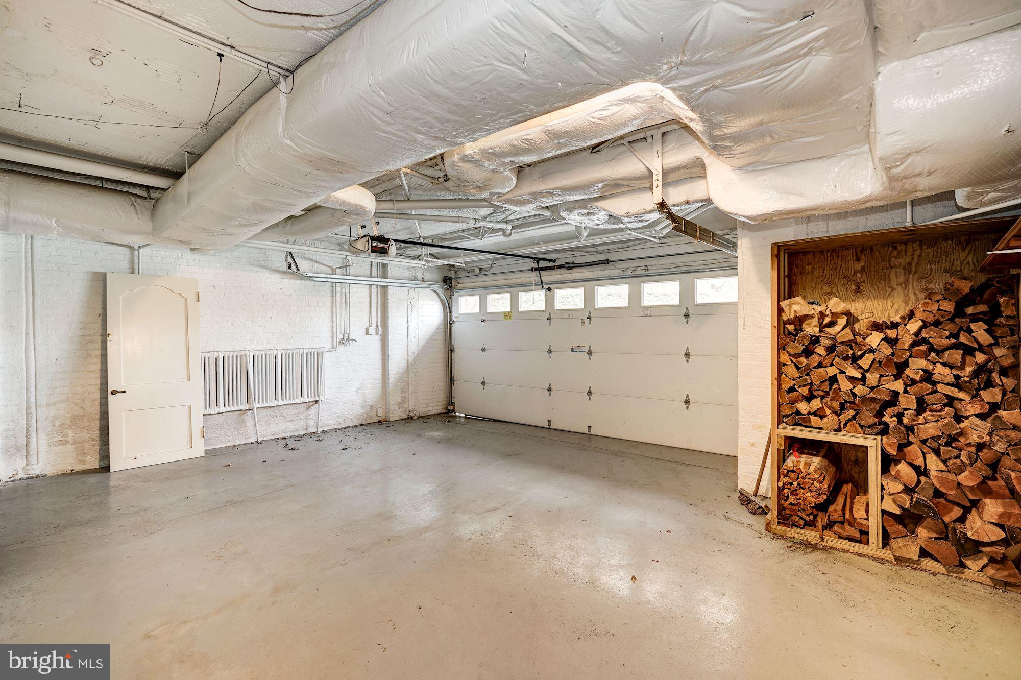 84 Kalorama Circle Northwest Washington, DC 20008 - Photo 42 of 45 a view of a garage