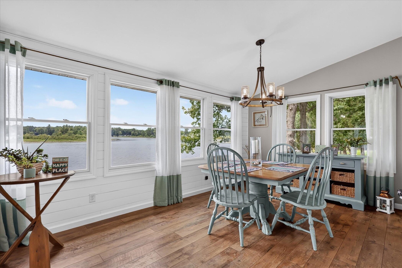 1630 South Colonel Point Drive Crystal, MI 48818 - Photo 11 of 64