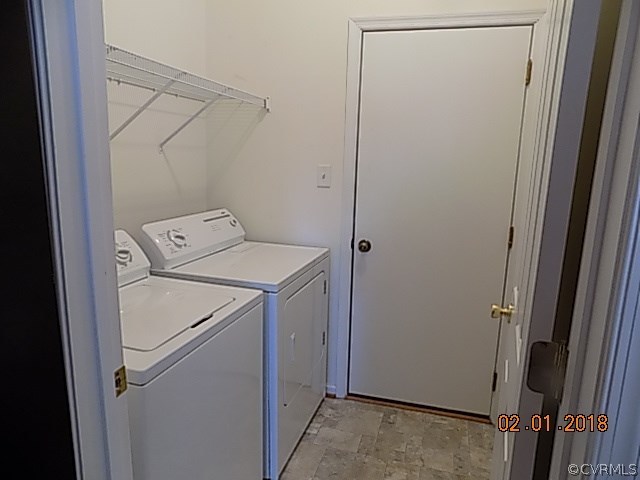 9324 Alcove Grove Road Chesterfield, VA 23832 - Photo 13 of 29 a utility room with dryer and washer