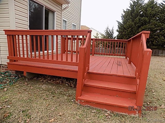 9324 Alcove Grove Road Chesterfield, VA 23832 - Photo 27 of 29 a view of a wooden chair on the roof deck