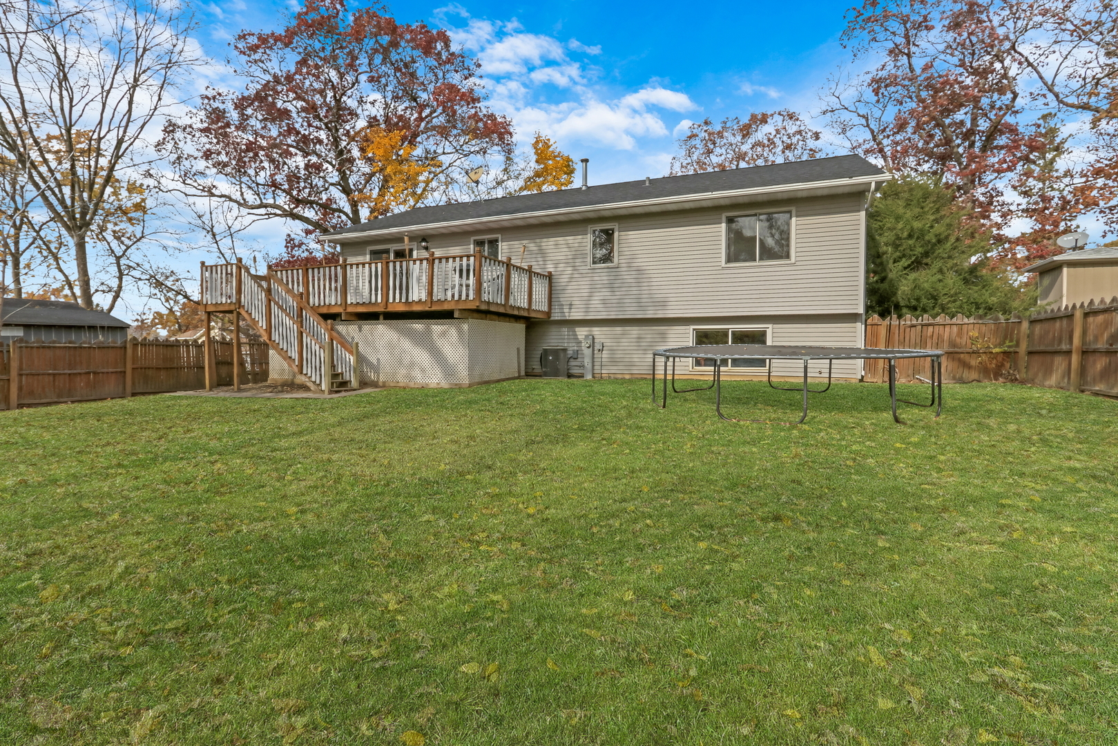 25911 West Highpoint Road Ingleside, IL 60041 - Photo 23 of 29 a view of a backyard with a garden and tree