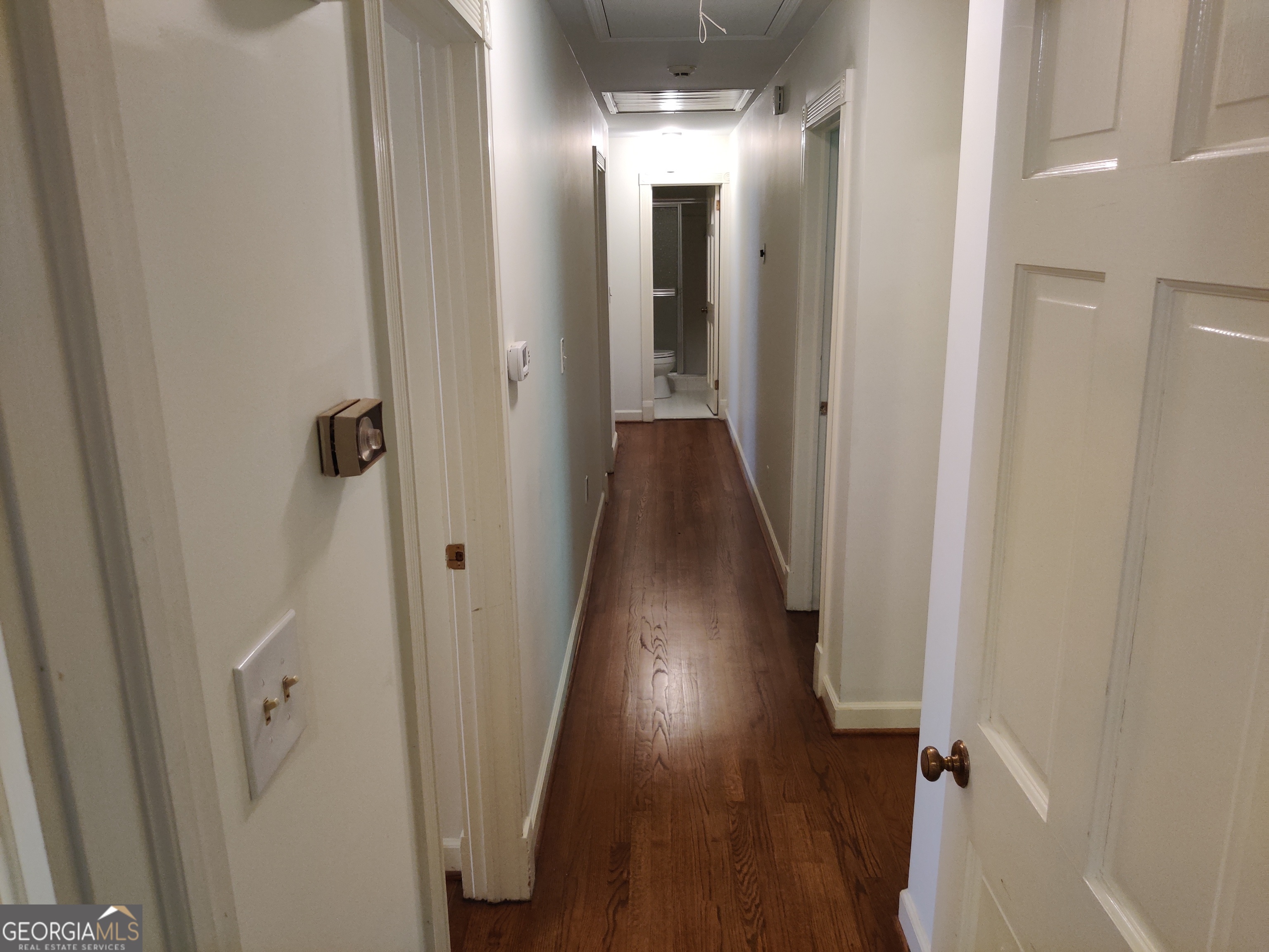 7640 Ryefield Drive Sandy Springs, GA 30350 - Photo 15 of 35