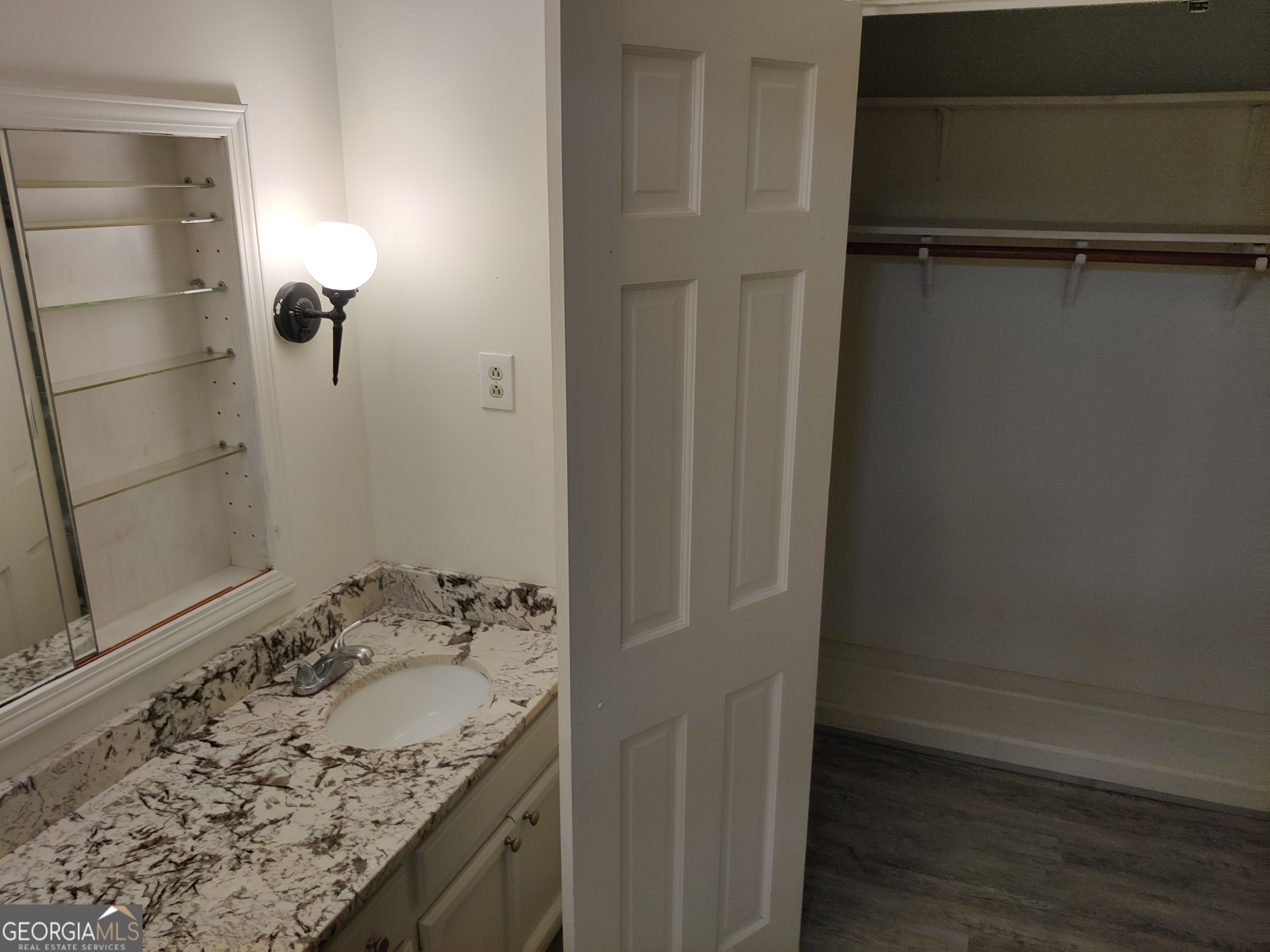 7640 Ryefield Drive Sandy Springs, GA 30350 - Photo 21 of 35