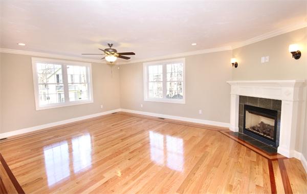 36 Constance Road Boston, MA 02132 - Photo 10 of 25