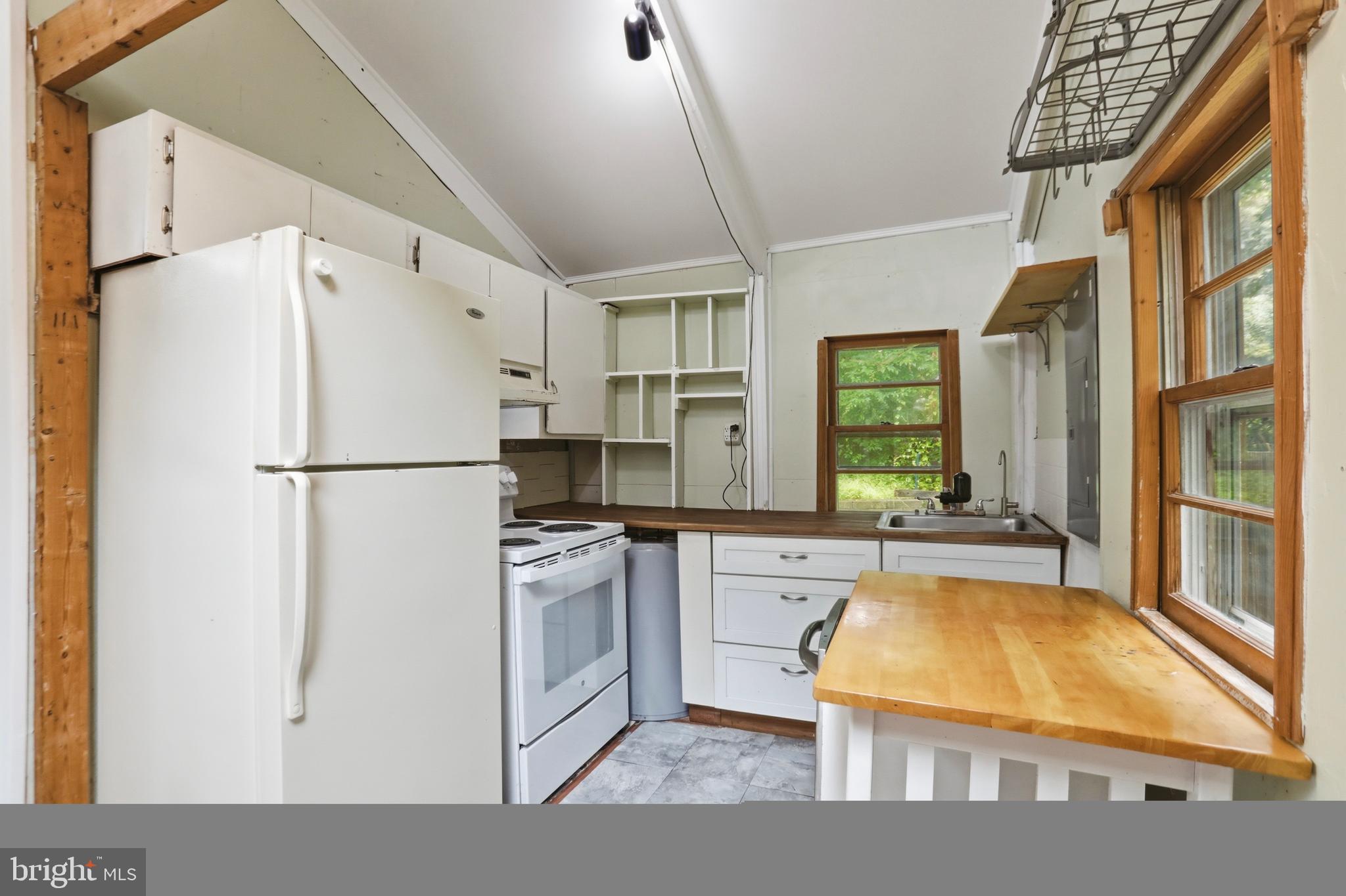 105 Rollison Road Harpers Ferry, WV 25425 - Photo 4 of 24 Gallery Image 4