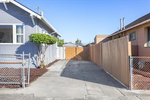 $399,000 | 1328 89th Avenue, Oakland, CA 94621