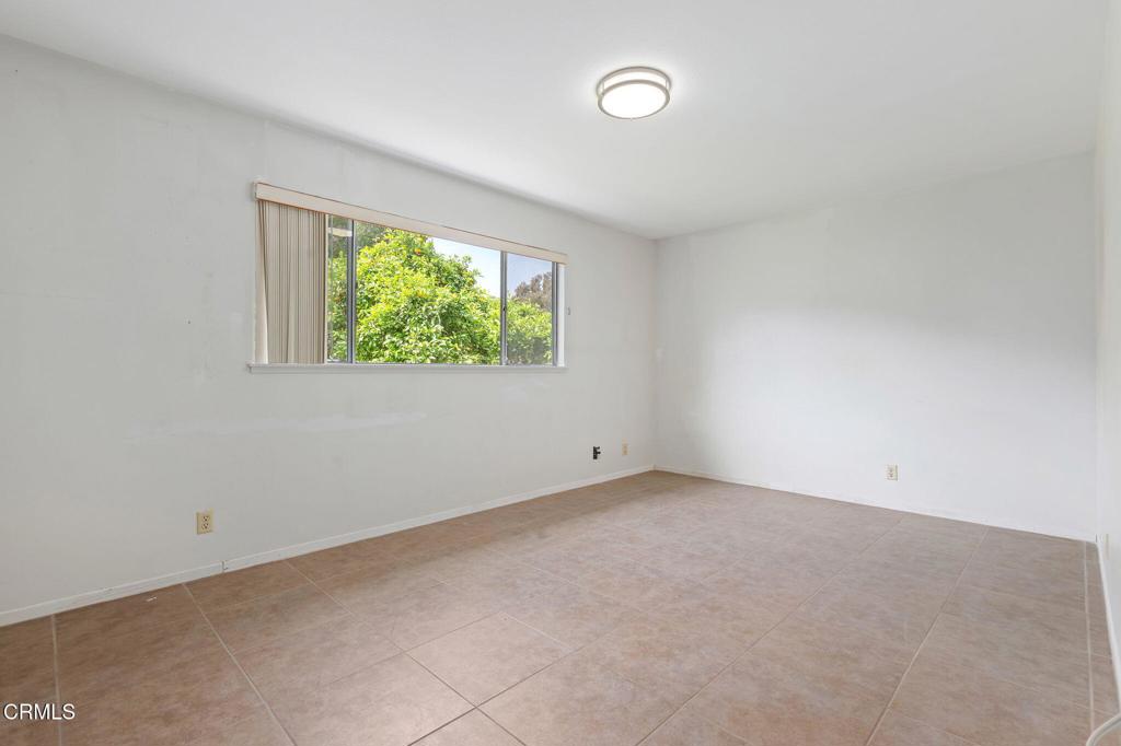 4221 Justin Way Oxnard, CA 93033 - Photo 18 of 37