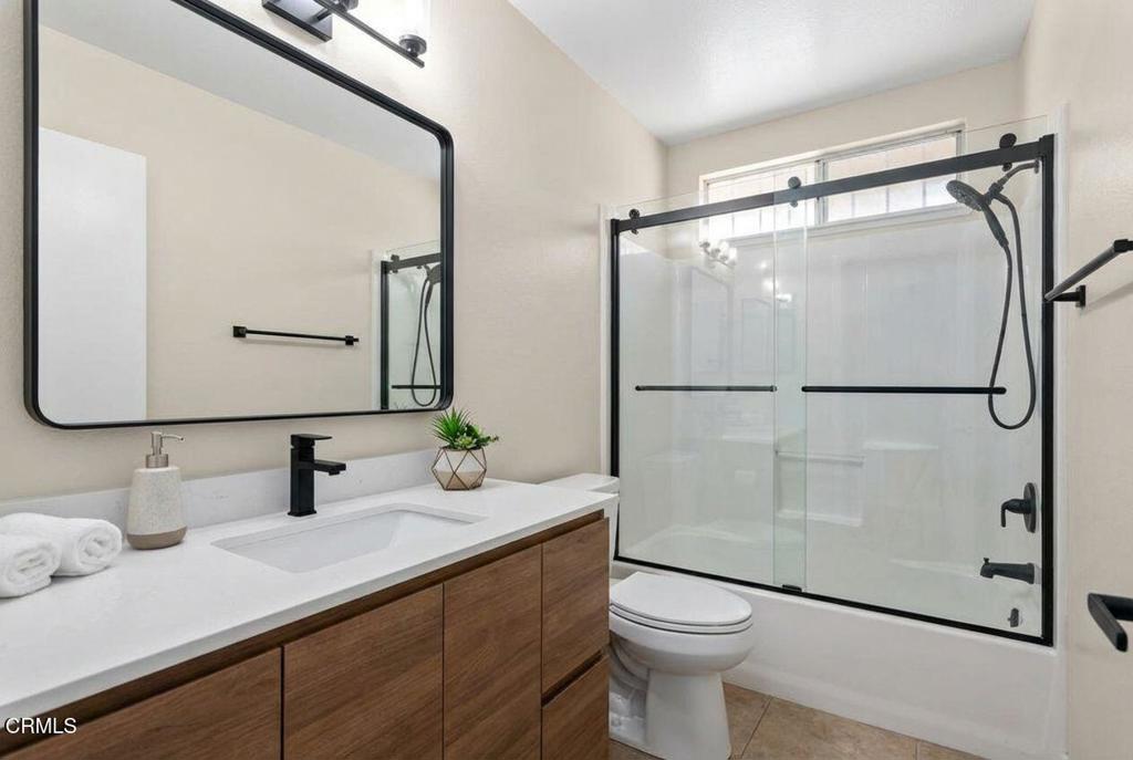 4221 Justin Way Oxnard, CA 93033 - Photo 27 of 37