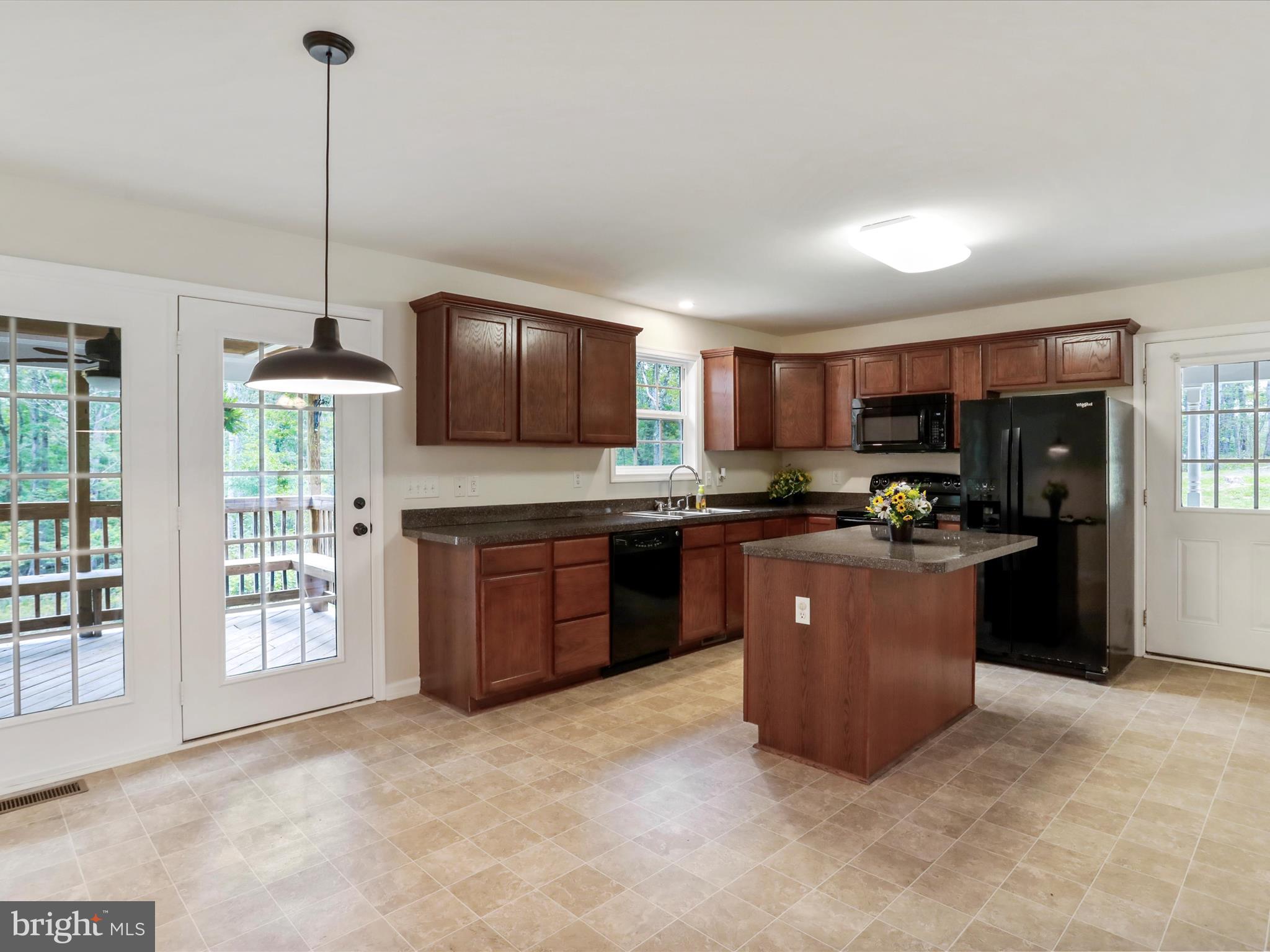 375 Arrowhead Road Front Royal, VA 22630 - Photo 3 of 47 Gallery Image 3