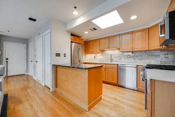 $5,500 | 321 Adams Street, Unit 7, Hoboken, NJ 07030