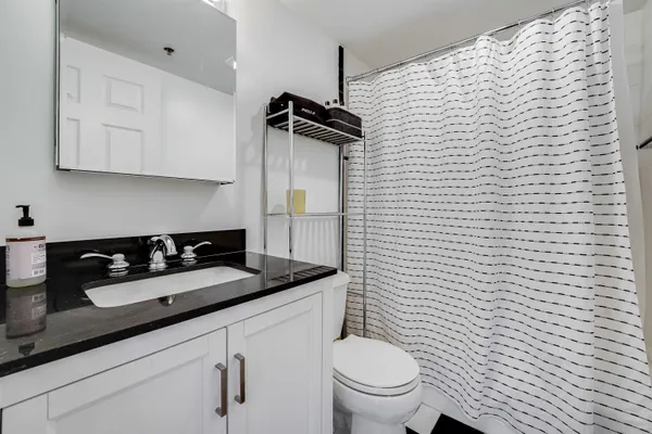 $5,500 | 321 Adams Street, Unit 7, Hoboken, NJ 07030