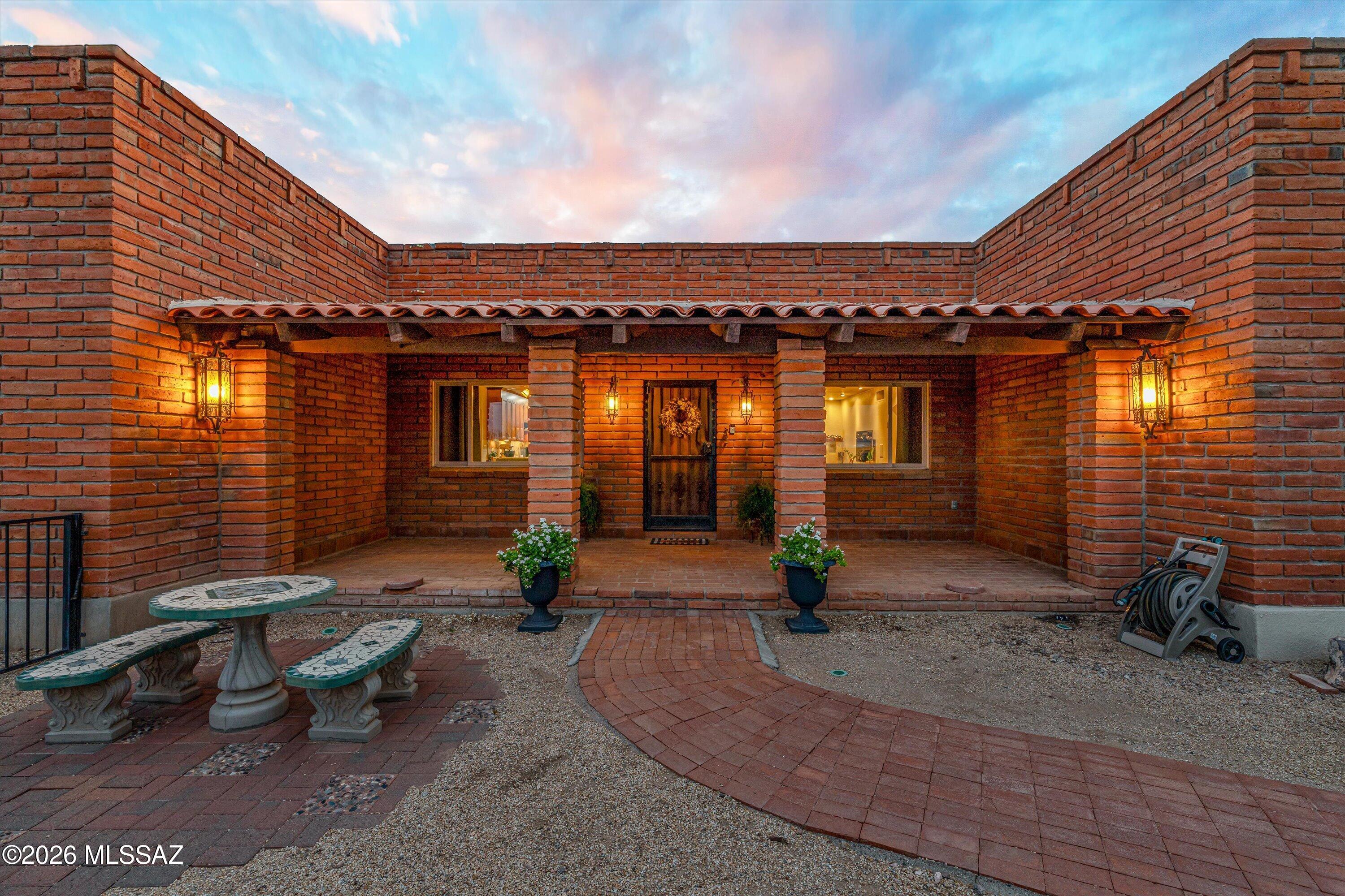 3123 West Morgan Road Tucson, AZ 85745 - Photo 5 of 51 05-Front of Home