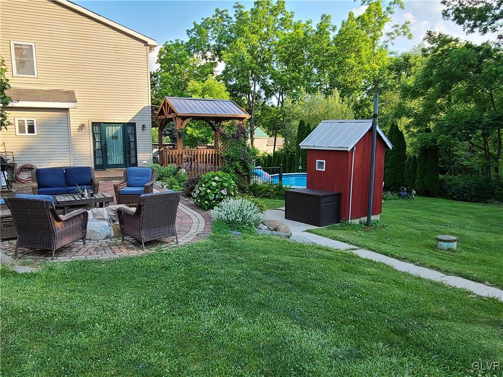 2452 Yost Road Bath, PA 18014 - Photo 3 of 20