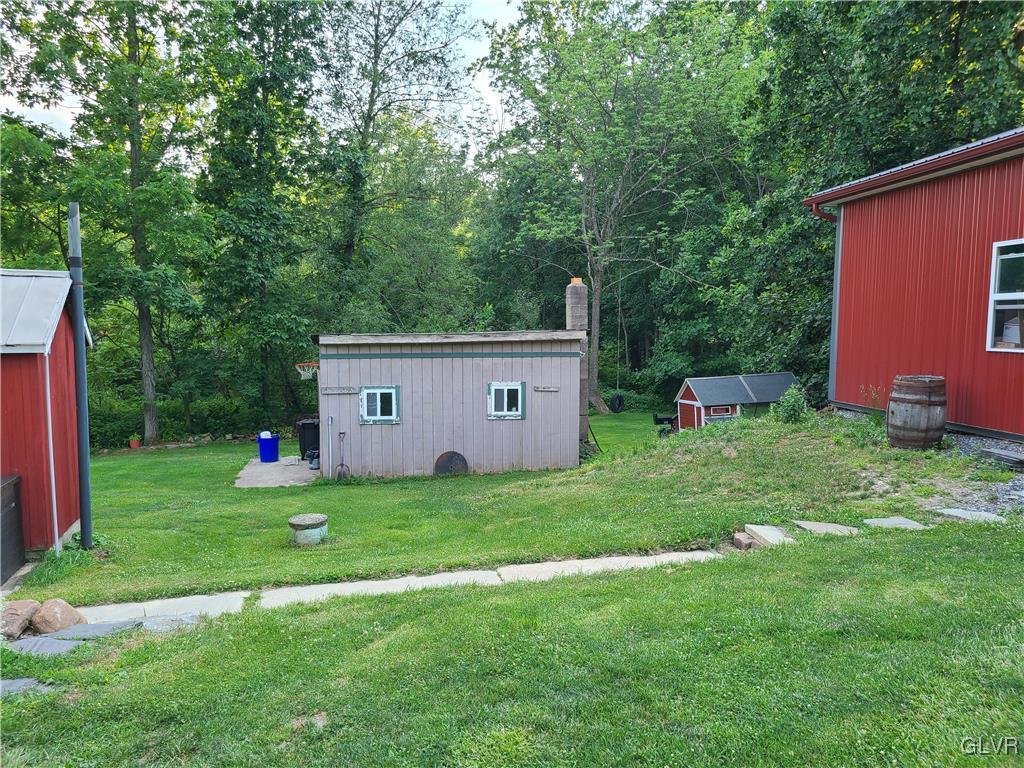2452 Yost Road Bath, PA 18014 - Photo 8 of 20