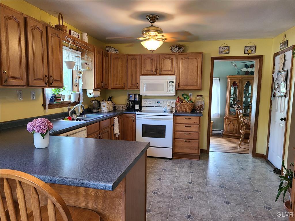 2452 Yost Road Bath, PA 18014 - Photo 10 of 20