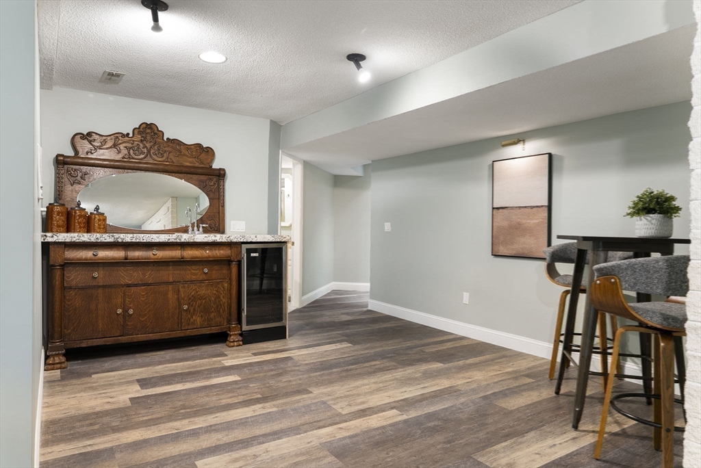 550 Wolf Swamp Road Longmeadow, MA 01106 - Photo 31 of 42