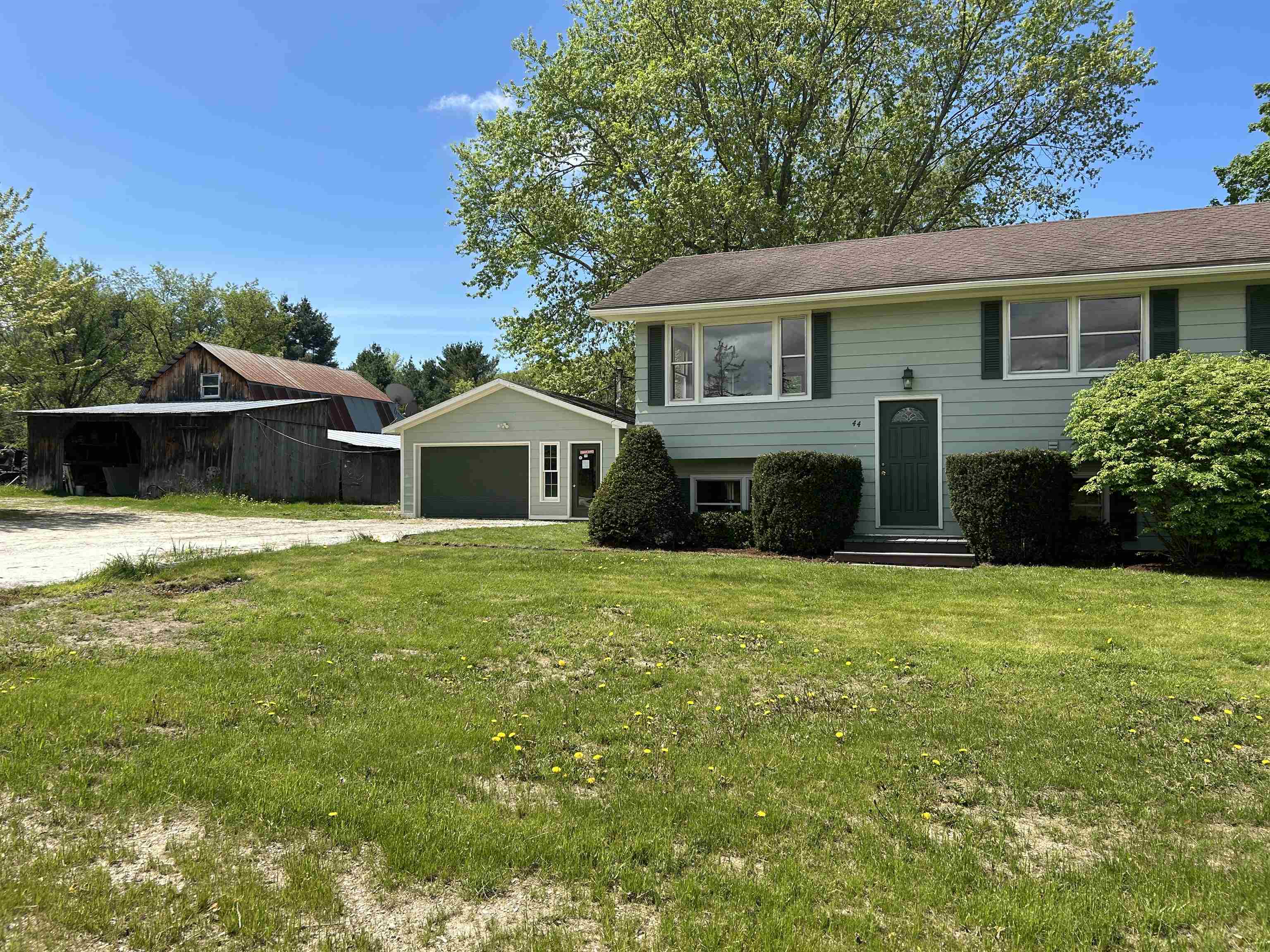 44 Turquoise Road Shelburne, VT 05482 - Photo 20 of 21 Gallery Image 20