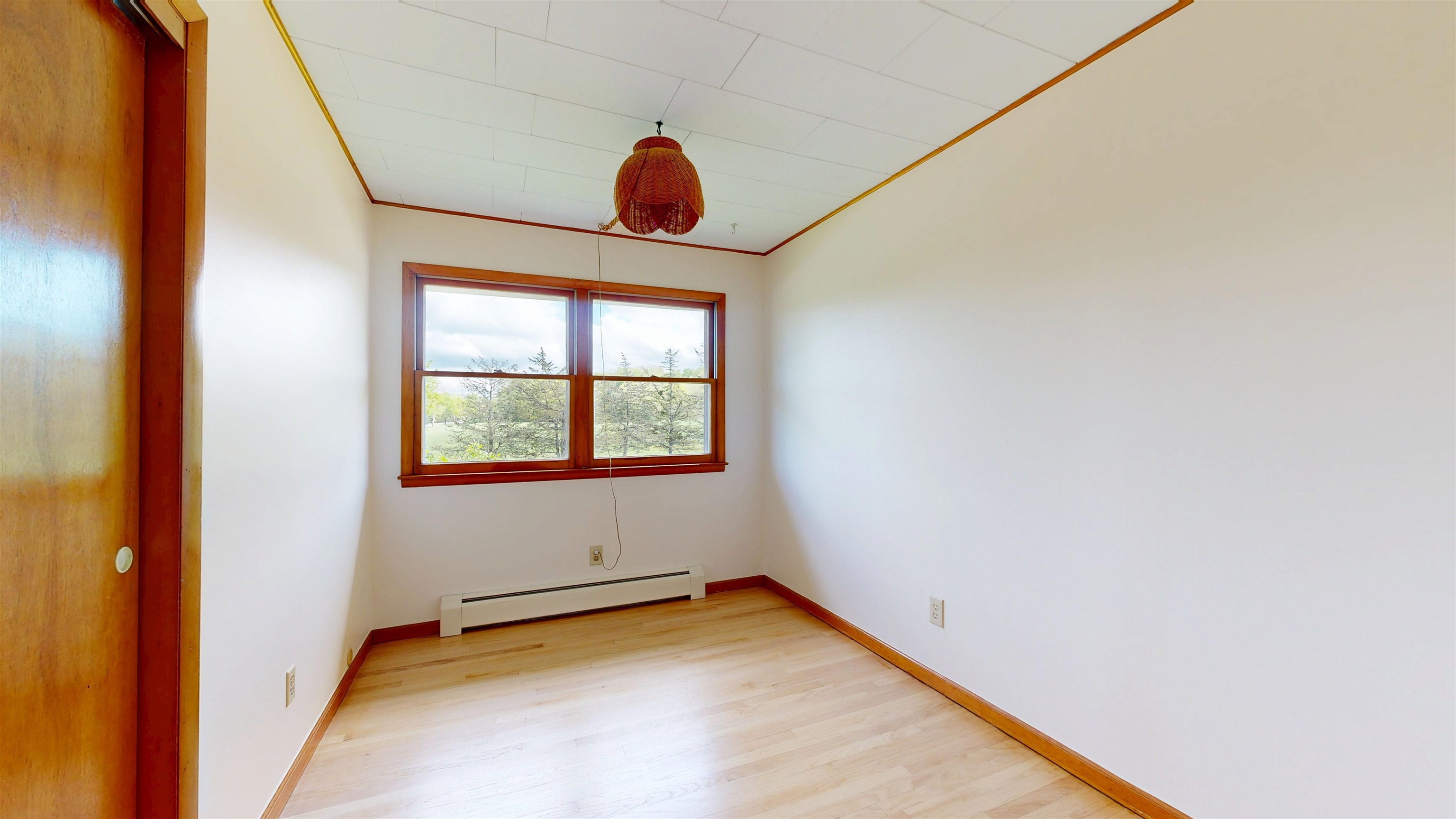 44 Turquoise Road Shelburne, VT 05482 - Photo 6 of 21 Gallery Image 6