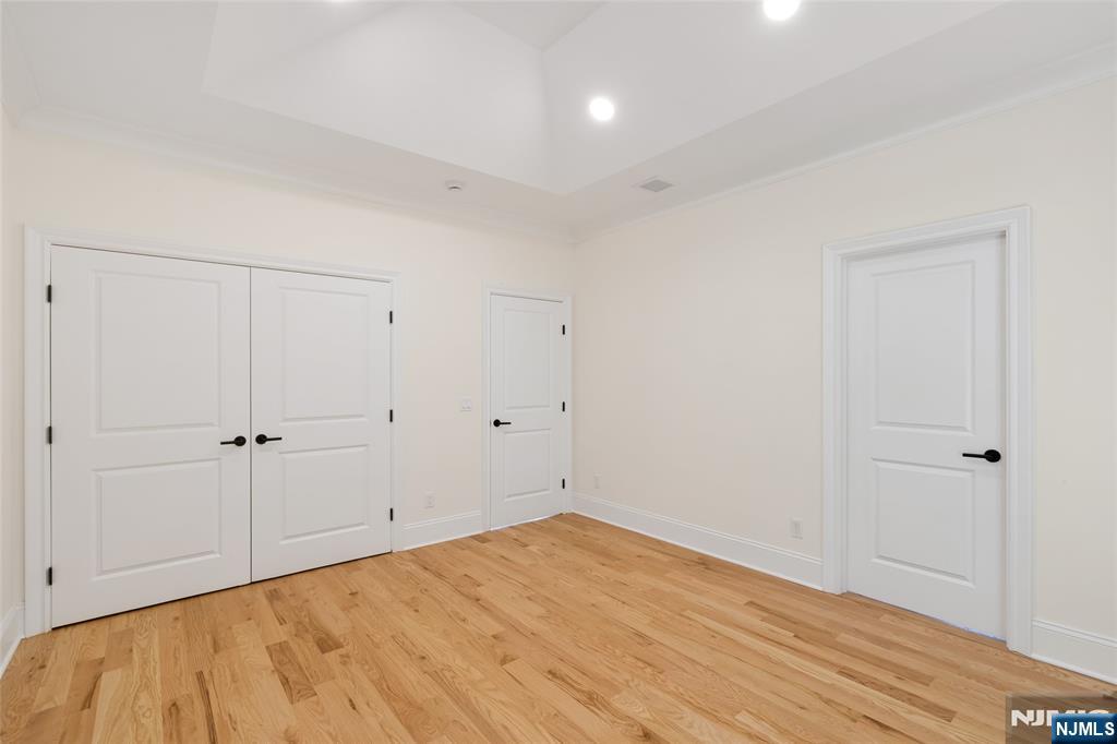 13 Harding Place Livingston, NJ 07039 - Photo 24 of 50