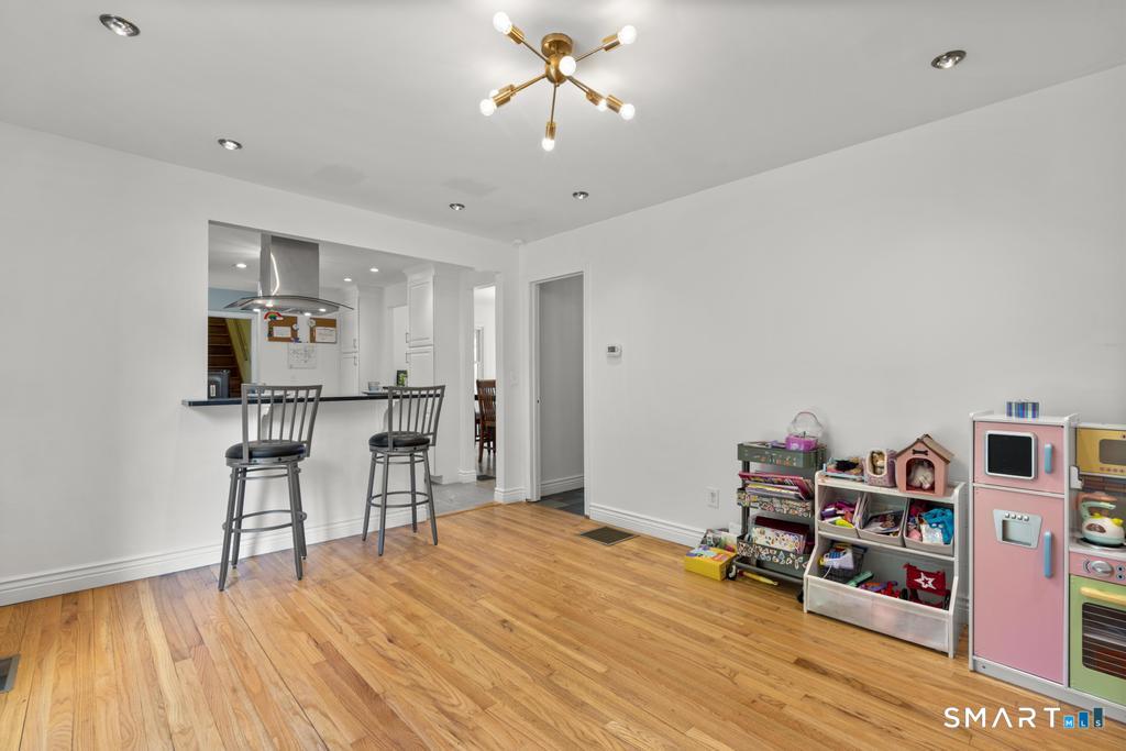 45 Ansonia Road Woodbridge, CT 06525 - Photo 13 of 23 family room