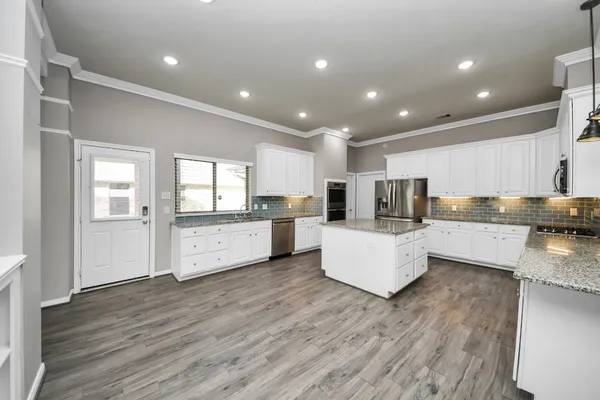 $3,600 | 2009 Amado Lane, League City, TX 77573