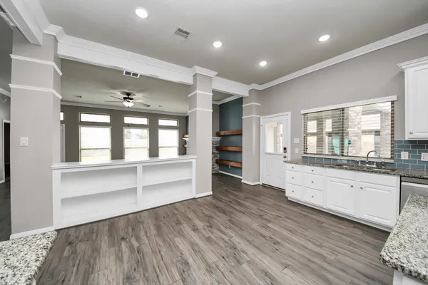 $4,950 | 2009 Amado Lane, League City, TX 77573