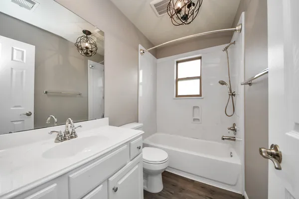 $4,950 | 2009 Amado Lane, League City, TX 77573