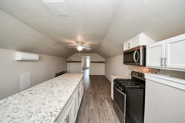$3,600 | 2009 Amado Lane, League City, TX 77573