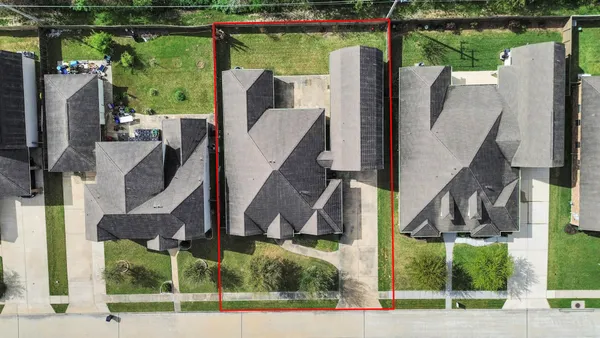 $4,950 | 2009 Amado Lane, League City, TX 77573