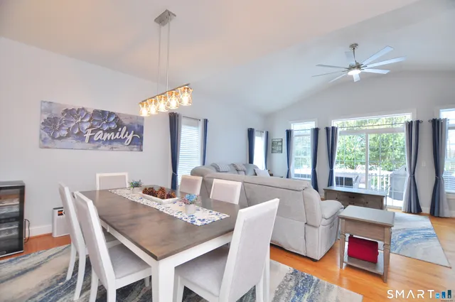 a sign that is on the side of the road