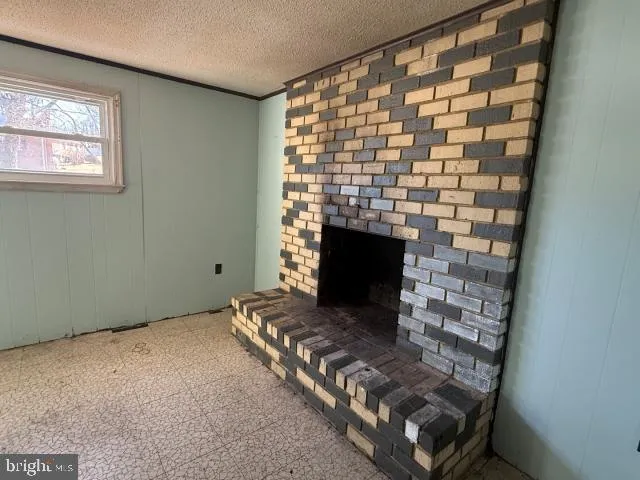 $350,000 | 6203 Larwin Drive, Temple Hills, MD 20748