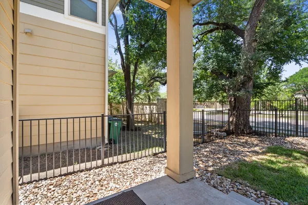$2,400 | 11229 Avery Station Loop, Unit 36, Austin, TX 78717