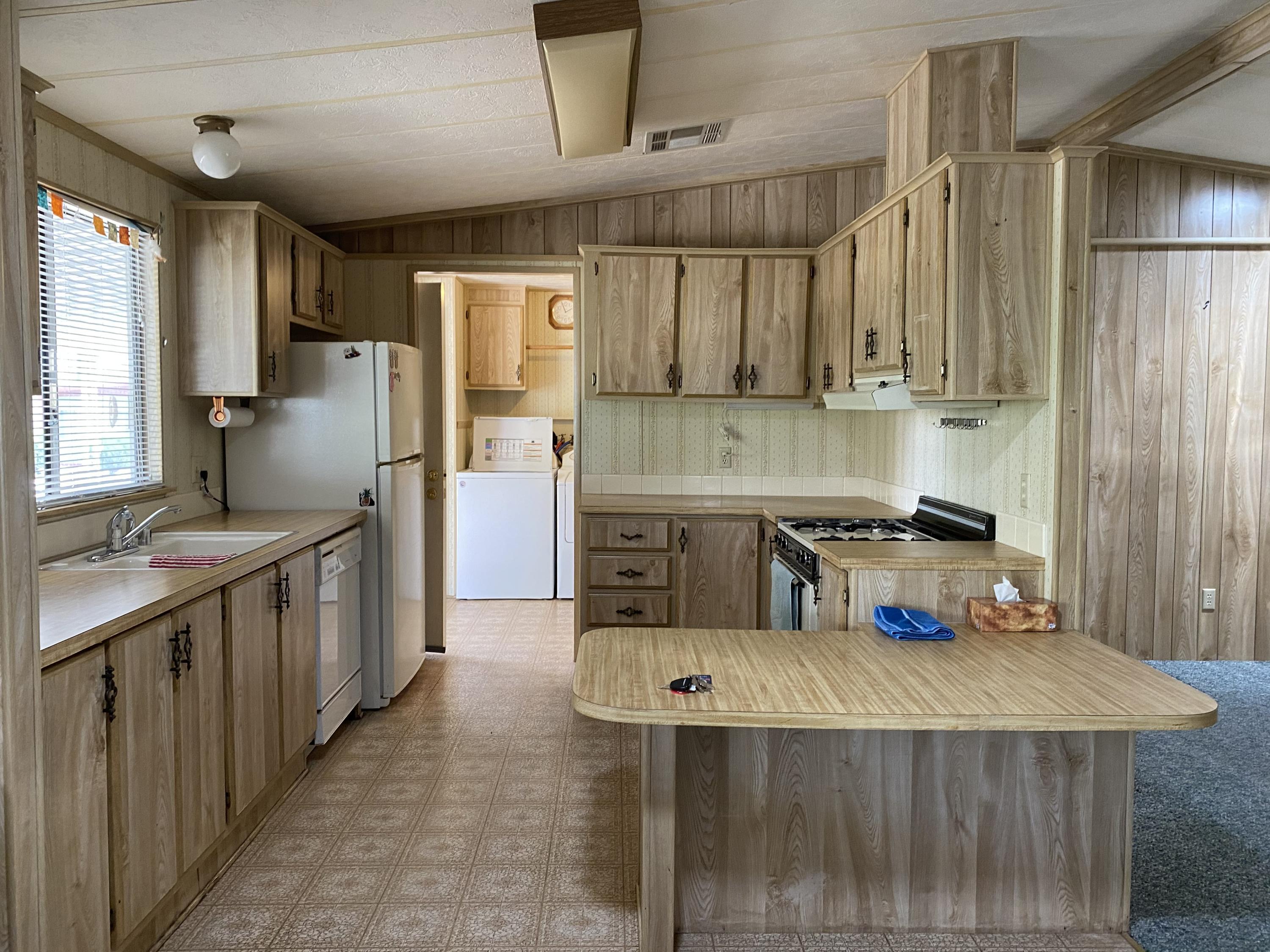 5470 West Rafter Cir Street Tucson, AZ 85713 - Photo 11 of 24 Gallery Image 11