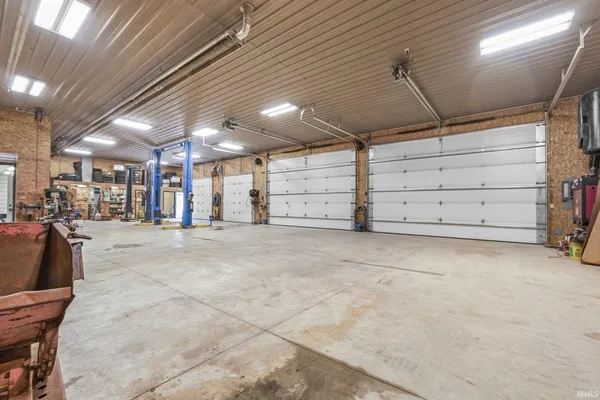 $1,195,000 | 17818 Amstutz Road, Leo, IN 46765