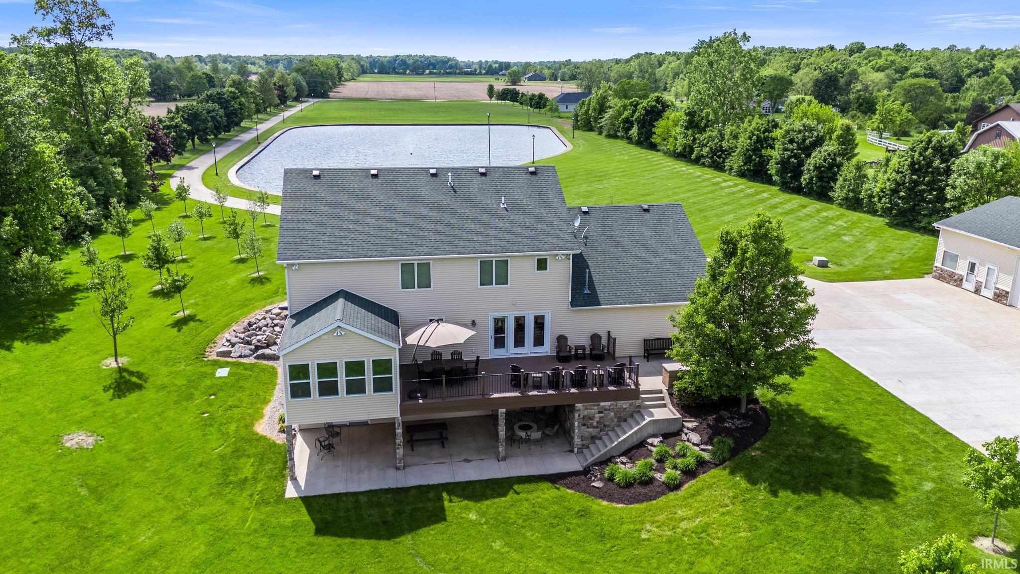 17818 Amstutz Road Leo, IN 46765 - Photo 3 of 36