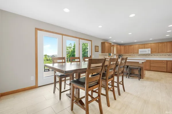$1,195,000 | 17818 Amstutz Road, Leo, IN 46765
