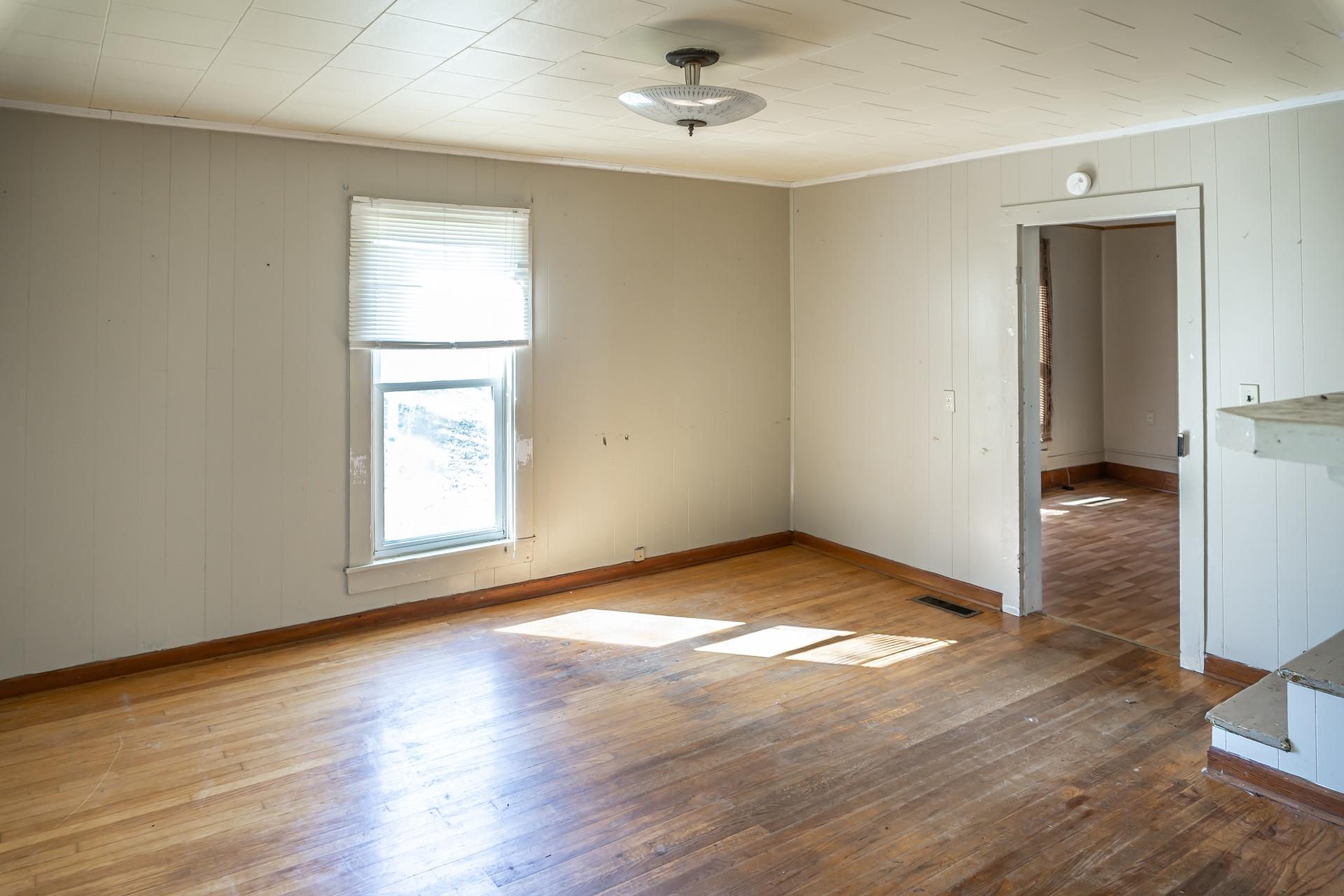 60 Red Hill Road Greeneville, TN 37743 - Photo 2 of 51 60RedHillG_002