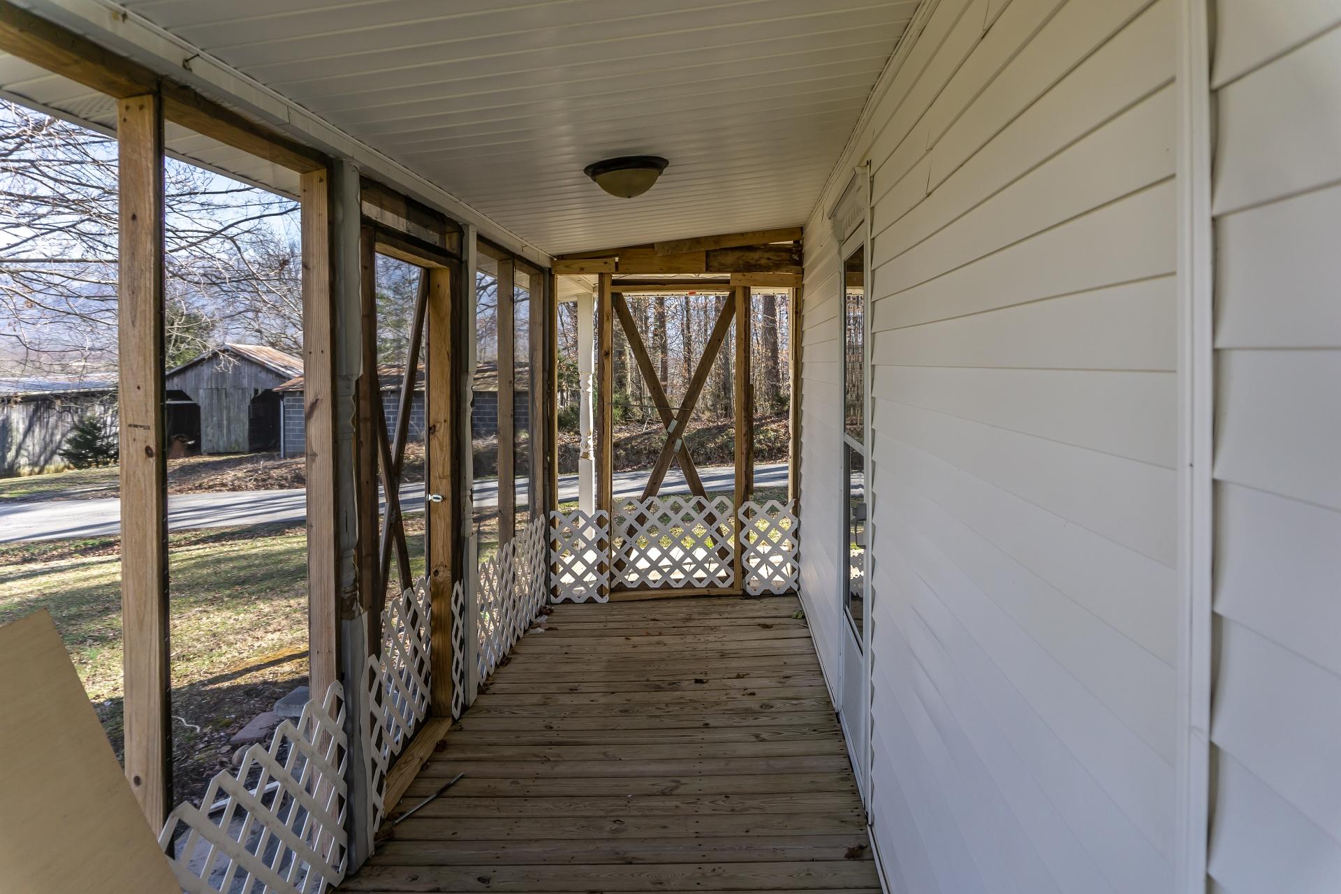 60 Red Hill Road Greeneville, TN 37743 - Photo 33 of 51 60RedHillG_037