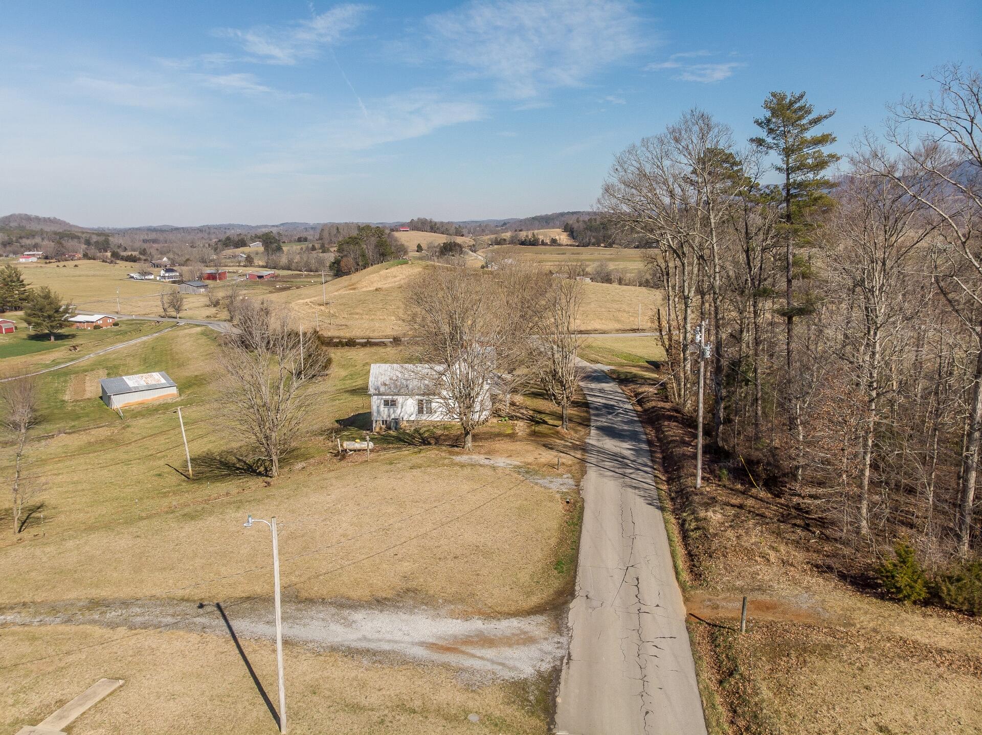 60 Red Hill Road Greeneville, TN 37743 - Photo 39 of 51 60RedHillG_050