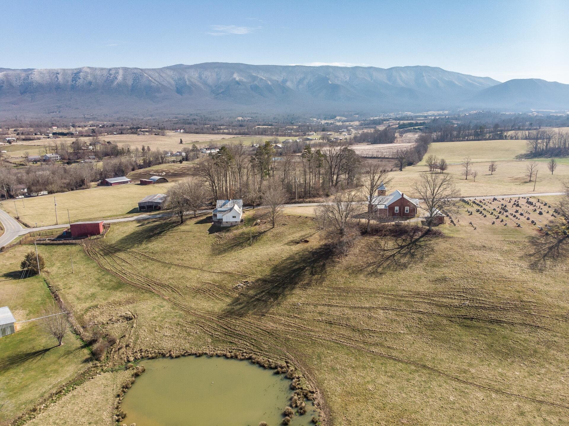 60 Red Hill Road Greeneville, TN 37743 - Photo 44 of 51 60RedHillG_055