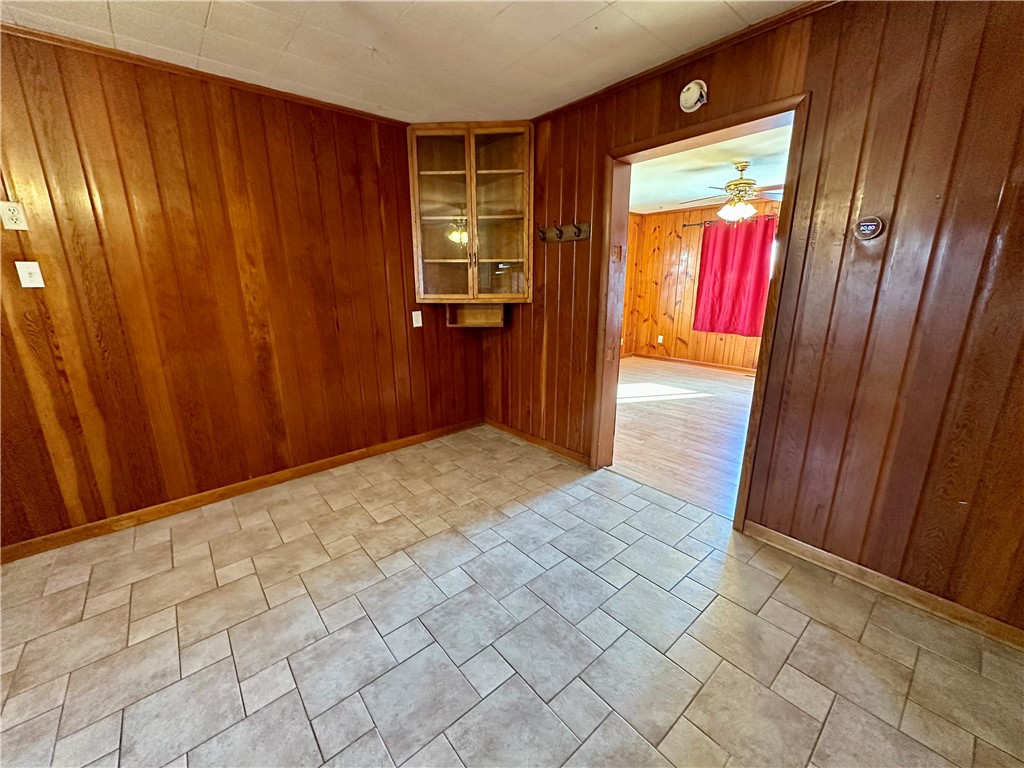 2537 Georgetown Road Danville, IL 61832 - Photo 9 of 36