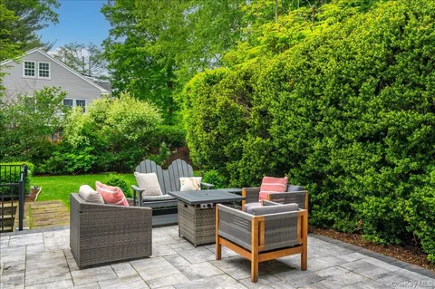 $1,985,000 | 49 Eton Road, Larchmont, NY 10538