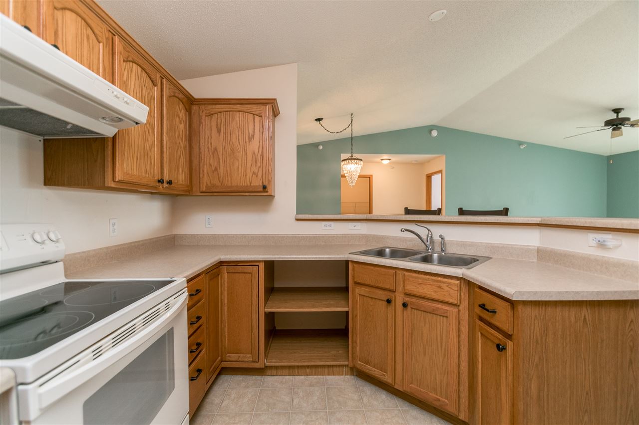 2953 Heinz Road, Unit 6 Iowa City, IA 52240 - Photo 9 of 26 Gallery Image 9