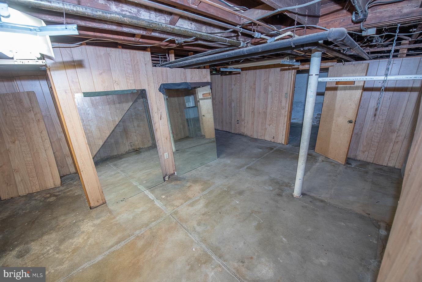 11 Mansfield Road Lansdowne, PA 19050 - Photo 32 of 44 Basement