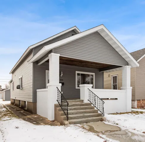 $174,900 | 1135 Carney Boulevard, Marinette, WI 54143