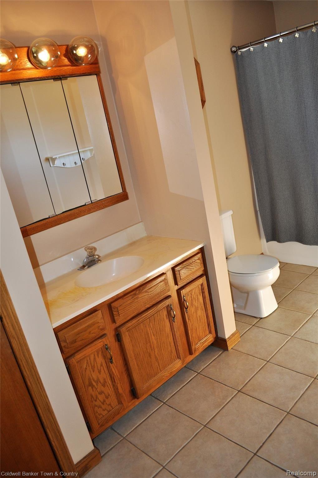 6798 Farley Road Pinckney, MI 48169 - Photo 11 of 47 DSC_0359 (2).JPG