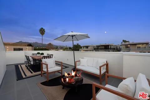 $1,599,000 | 1011 North Ogden Drive, Unit 101, West Hollywood, CA 90046